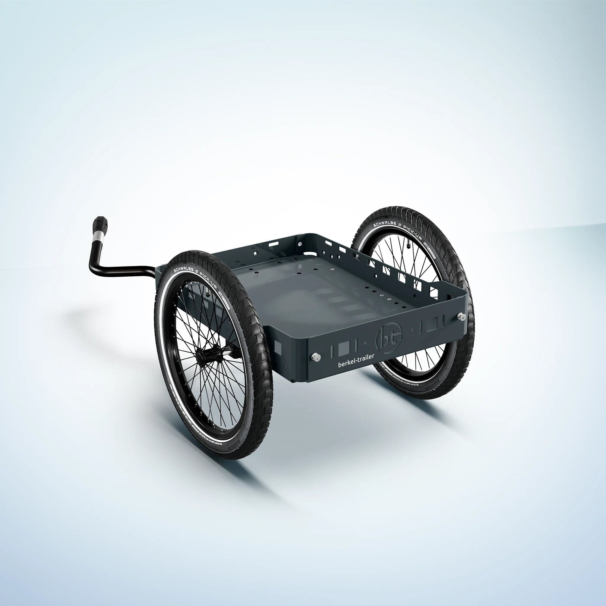 Der Crafty 500 ist ein Allrounder als Lastenanhänger aus dem Hause Berkel-Trailer. Hier in anthrazit.