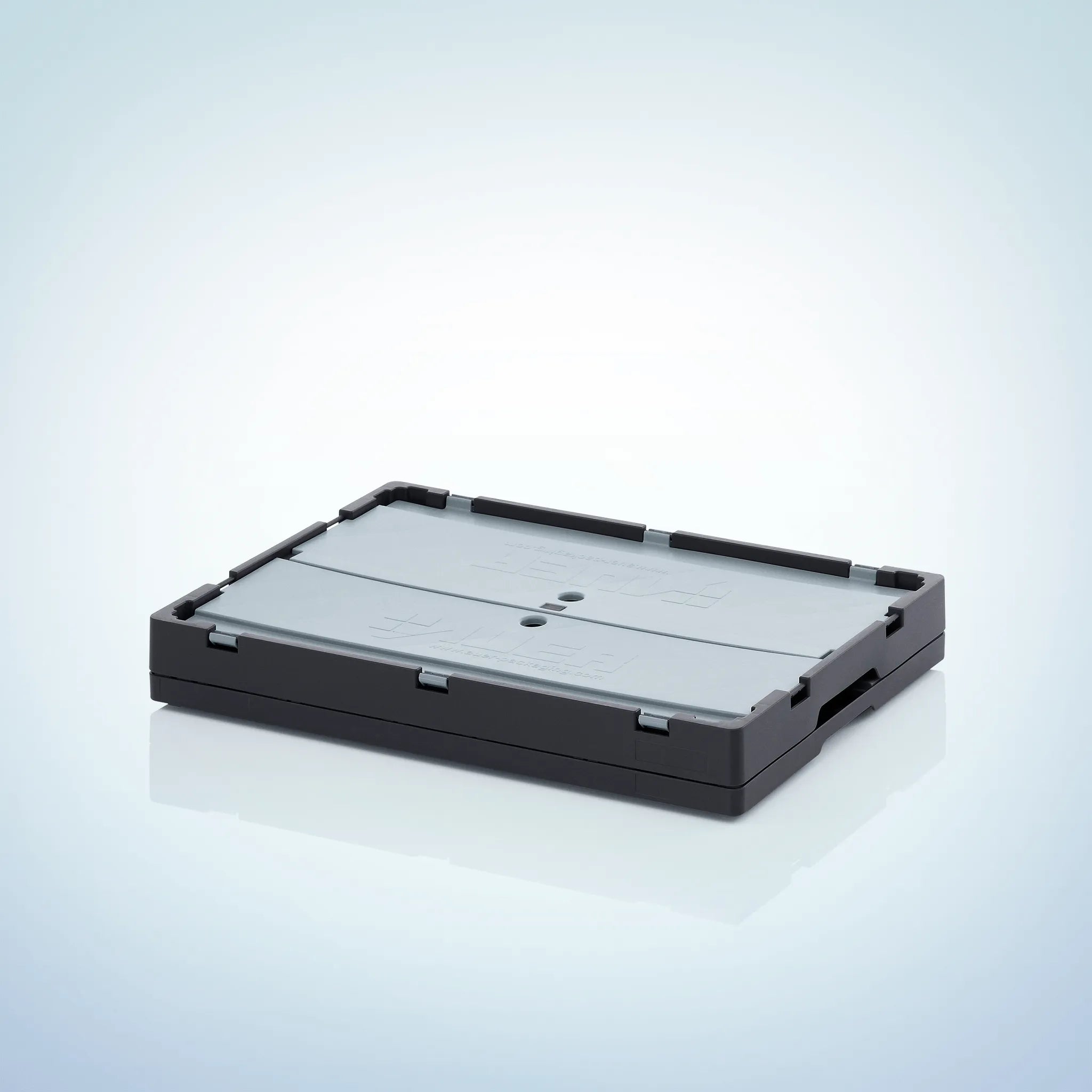 Die praktische Faltbox von Auer zur sinnvollen Ergänzung zu unseren Lastenanhängern von Berkel-Trailer.